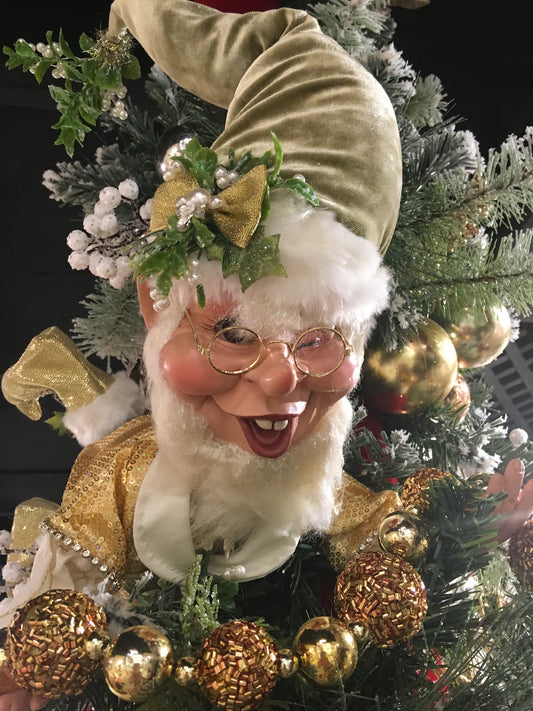 Mark Roberts Under the Mistletoe Elf - 18"