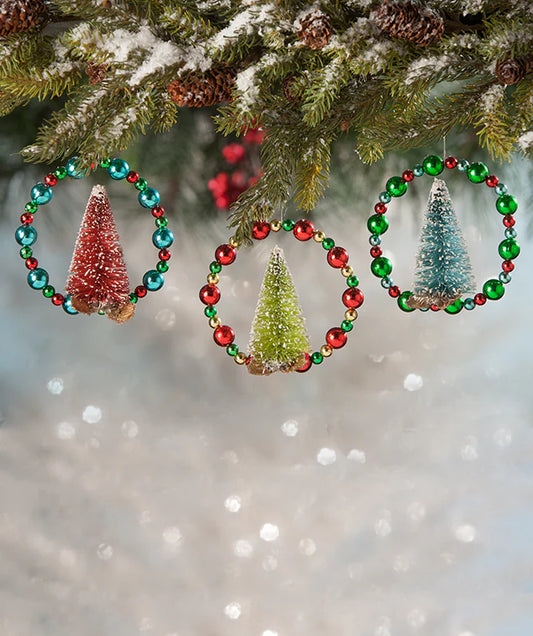 Beaded Wreath with Tree Ornaments